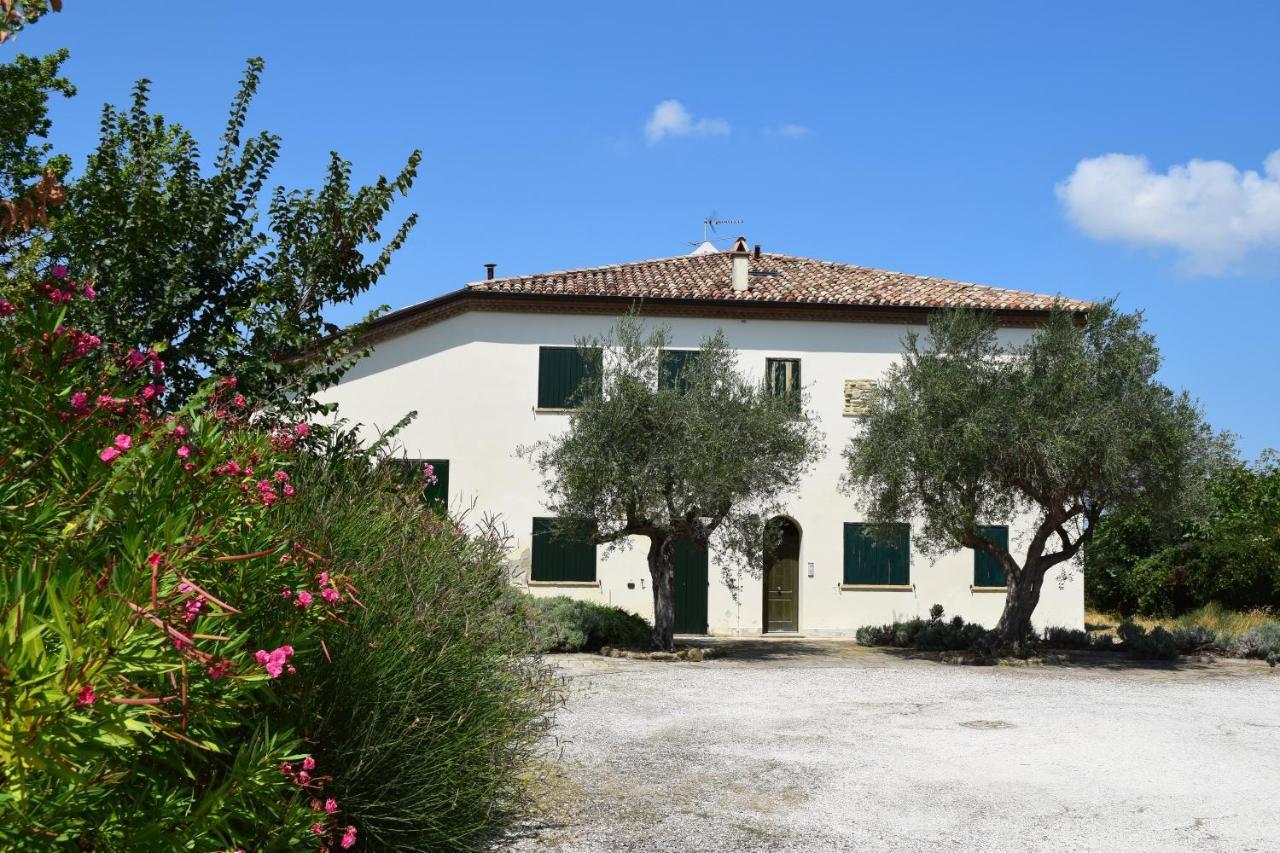 Borghetto Country Apartments Saludecio Eksteriør bilde