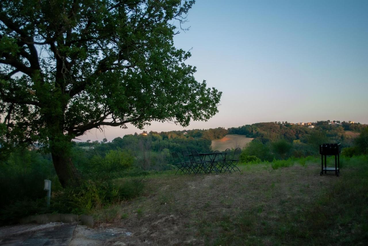 Borghetto Country Apartments Saludecio Eksteriør bilde